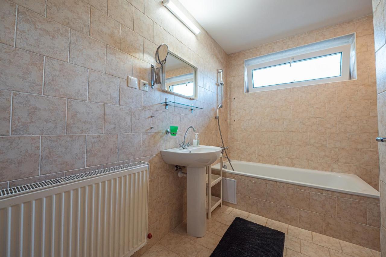 Xlsuite Apartment Comfort Piestany Bagian luar foto